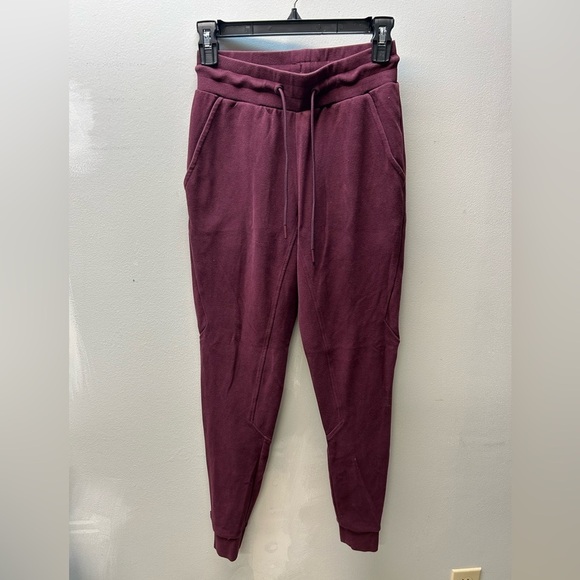 Alphalete Pants - Alphalete Maroon Joggers